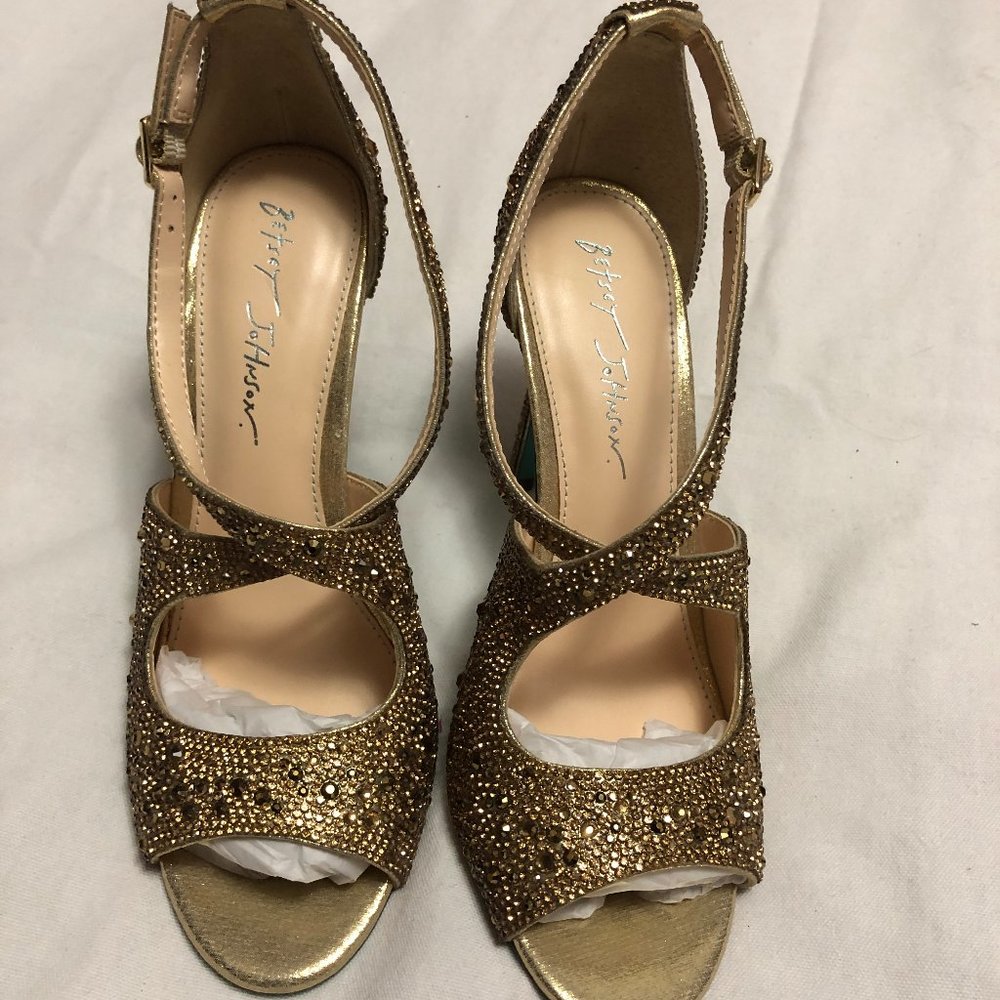 Betsey Johnson Gold Jewel Heels New Size 8
